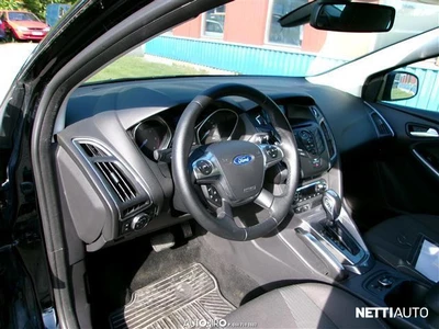 Ford Focus 2012, photo 5/10