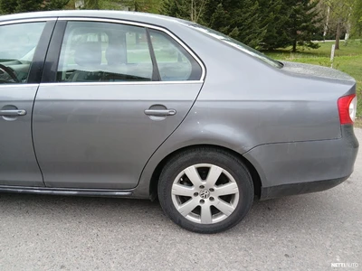Volkswagen Jetta 2006, photo 4/16