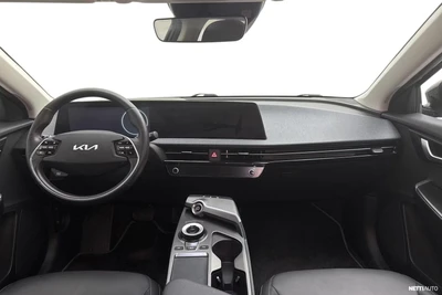 Kia EV6 2023, photo 3/3
