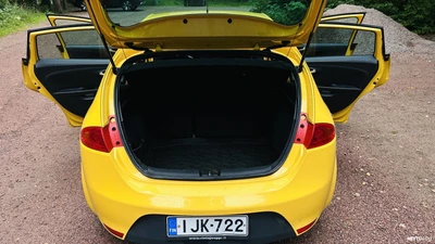 Seat Leon FR 170 TDI CR DPF 2010, photo 7/12