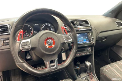 Volkswagen Polo 2012, photo 6/10