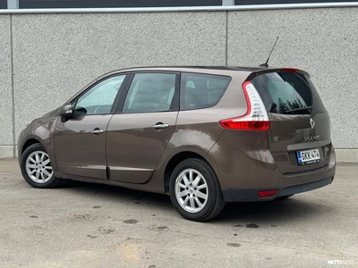 Renault Grand Scenic 2012, photo 6/10