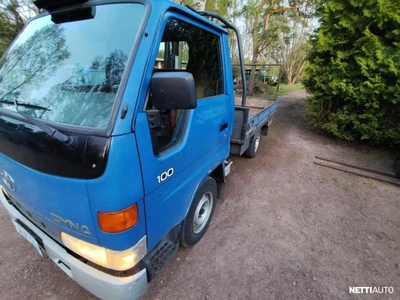 Toyota Dyna L100 nosturilla 1999, photo 5/12