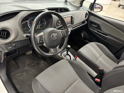 Toyota Yaris 1,5 Hybrid Active 5ov 2015, kuva 7/10
