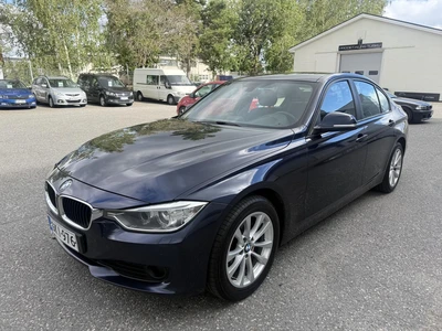 BMW 320 2012, photo 7/15