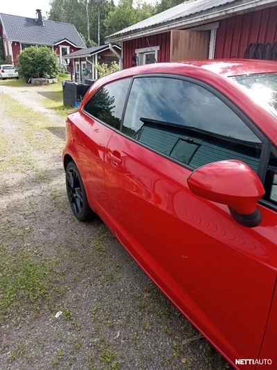 Seat Ibiza 1,6 TDI 105 DPF CR Sport 2011, photo 5/13