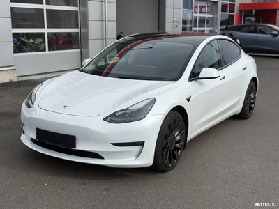 Tesla Model 3 2022, photo 1/42