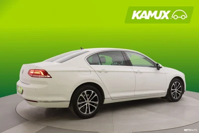 Volkswagen Passat 2018, photo 2/33