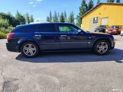 Chrysler 300C 3,0 V6 CRD TOURING 2007, kuva 4/20