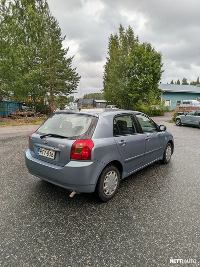 Toyota Corolla 2003, photo 3/15