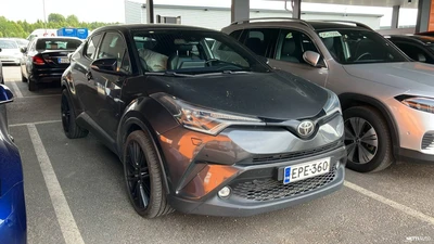 Toyota C-HR 1,2 T AWD Style Multidrive S 2018, photo 3/5