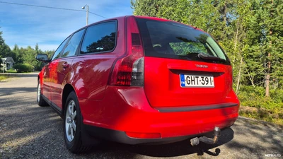 Volvo V50 1,8 (125 hv) man 2008, kuva 3/10