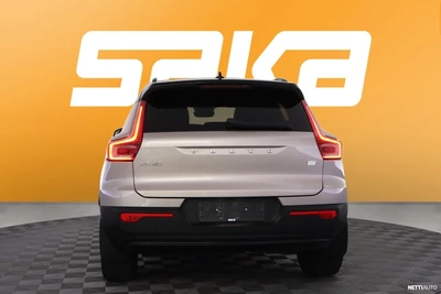 Volvo XC40 2023, kuva 7/28