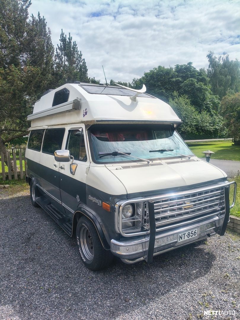 Chevrolet Chevy Van
