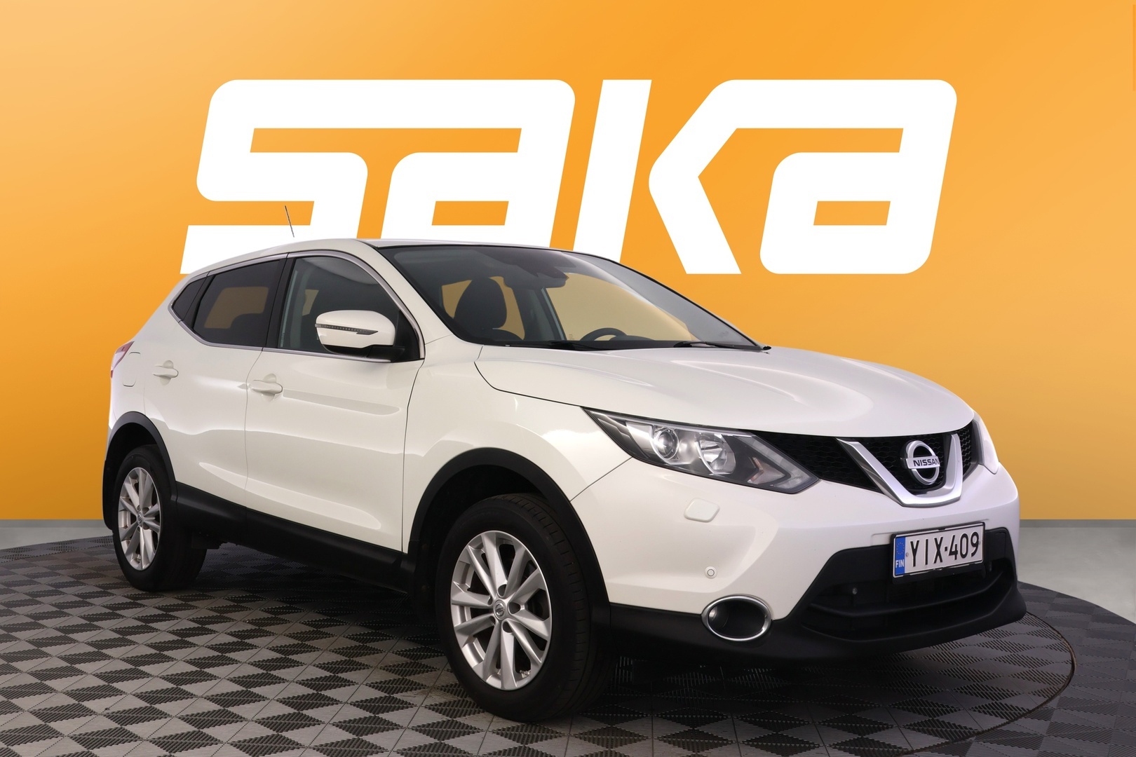 Nissan Qashqai DIG-T 115 Acenta 2WD 6M/T E6 Safety Pack