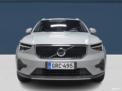 Volvo XC40 B3 MHEV Edition DCT aut 2025, photo 2/17