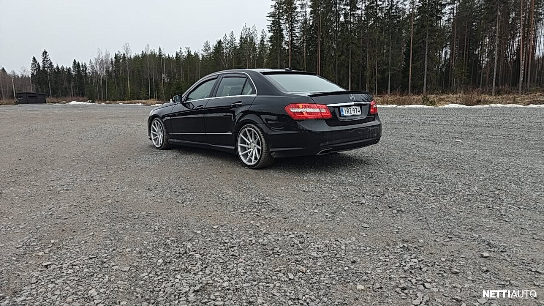 Mercedes-Benz E