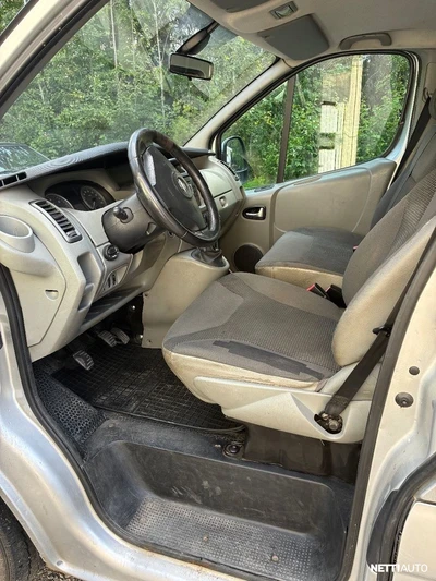 Opel Vivaro 2009, photo 5/7