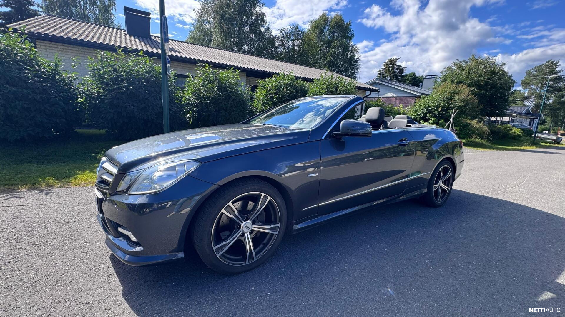 Mercedes-Benz E