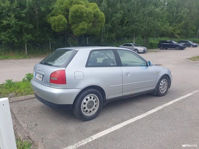 Audi A3 1,6 Ambition 5d 1998, kuva 7/10