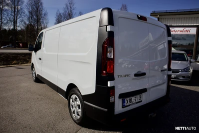 Renault Trafic 2022, photo 7/13