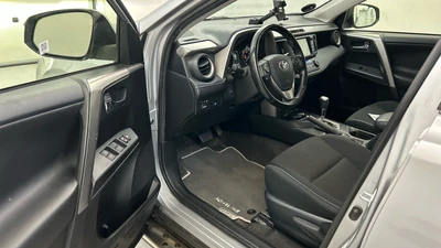 Toyota RAV4 2,5 Hybrid AWD Active 2017, kuva 7/11