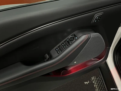 Ford Mustang Mach-E 2022, kuva 7/10