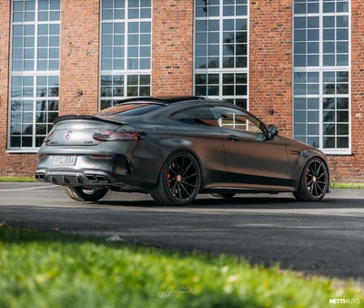 Mercedes-Benz C 63 AMG Burmester 2018, kuva 3/16