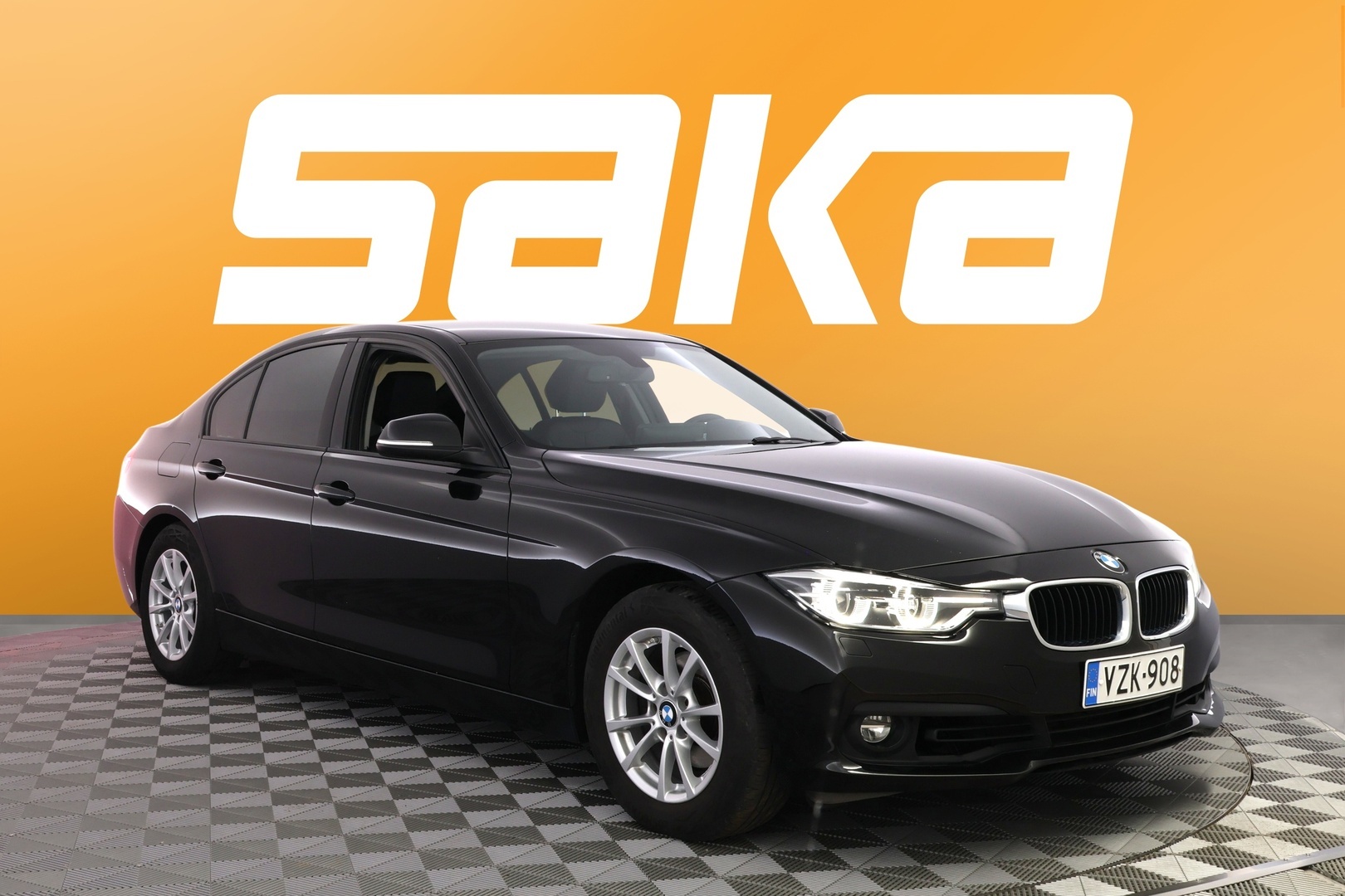 BMW 318