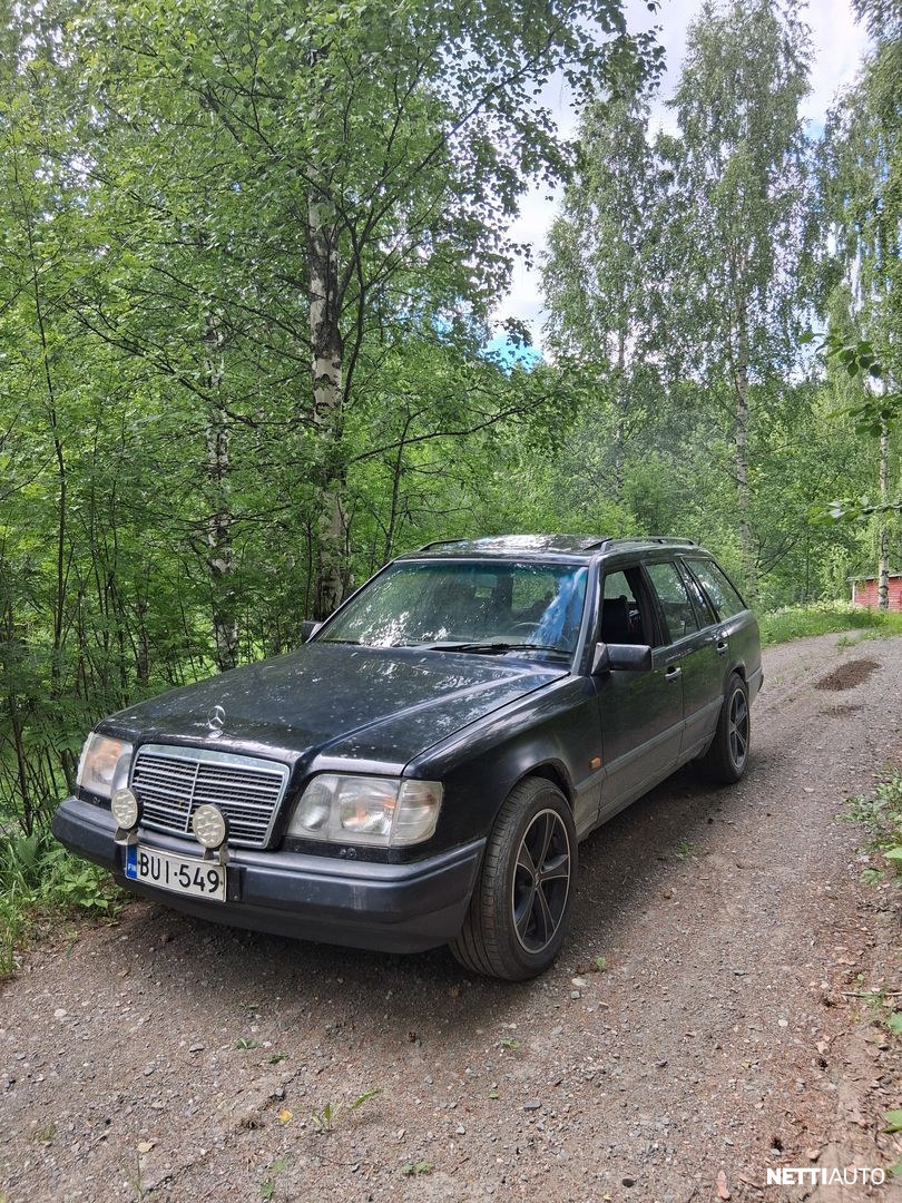 Mercedes-Benz 300
