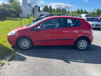 Fiat Grande Punto 1,4 77 Dynamic 3D 2007, photo 2/5
