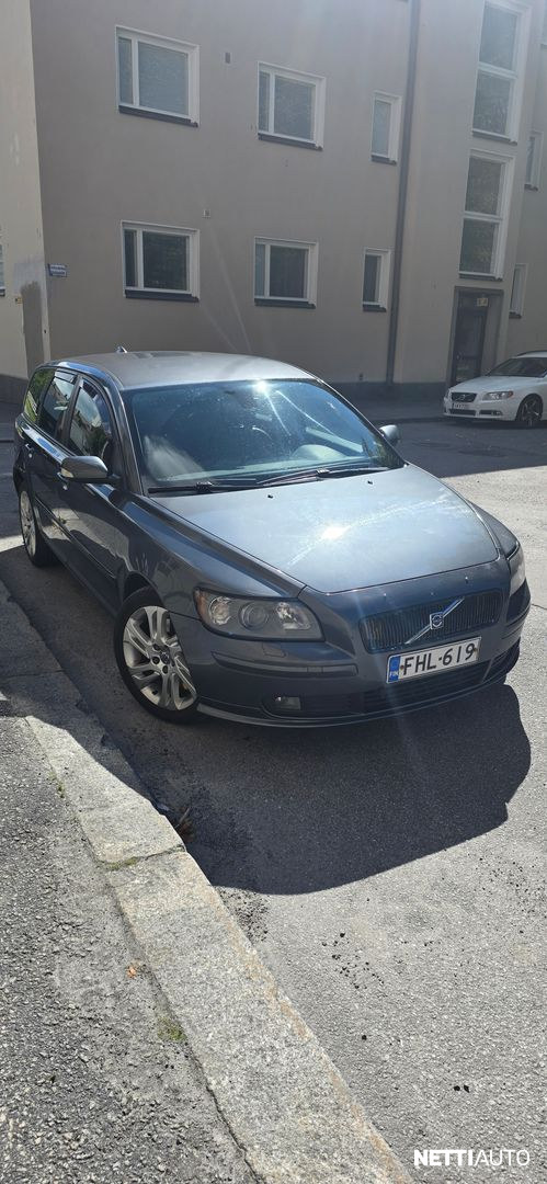 Volvo V50