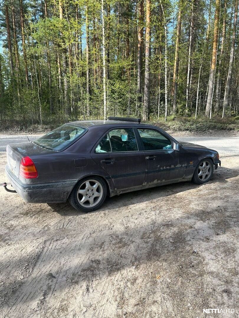 Mercedes-Benz 180