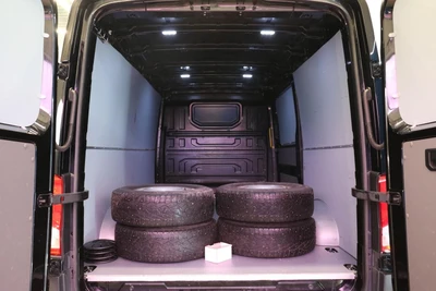 Volkswagen Crafter 2021, photo 7/28