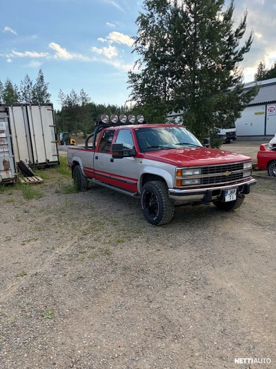 Chevrolet Silverado K3500HD 1996, kuva 2/7