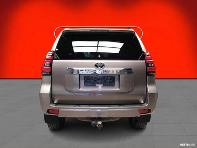 Toyota Land Cruiser 2019, photo 7/38