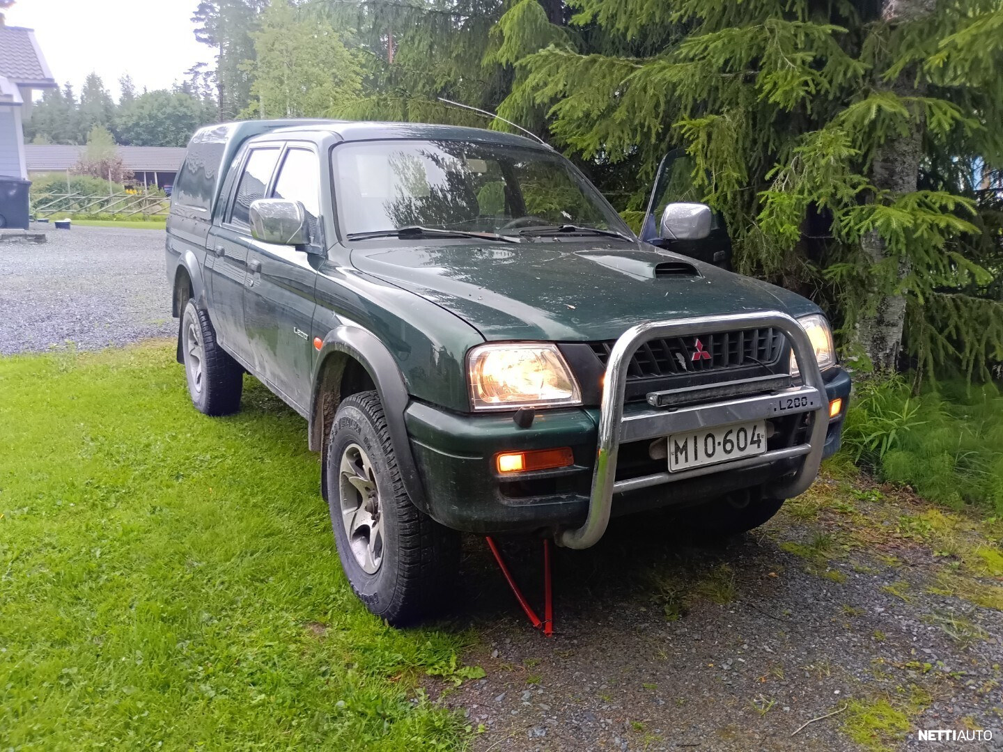 Mitsubishi L200