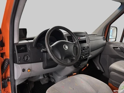 Volkswagen Crafter 2010, photo 7/18