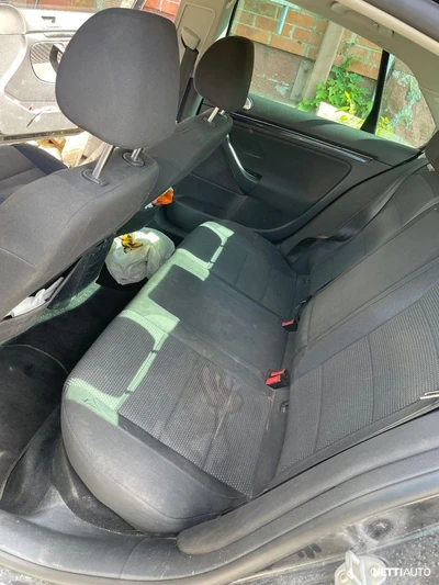 Volkswagen Jetta 2010, photo 5/16