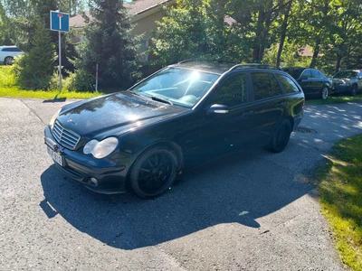 Mercedes-Benz C 200 2005, photo 5/10