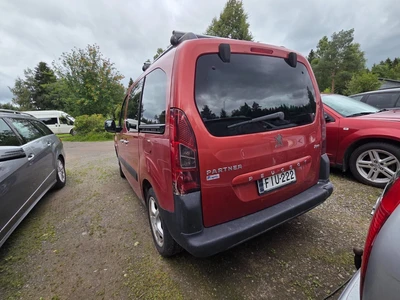 Peugeot Partner Tepee Premium HDi 90 2008, kuva 3/13