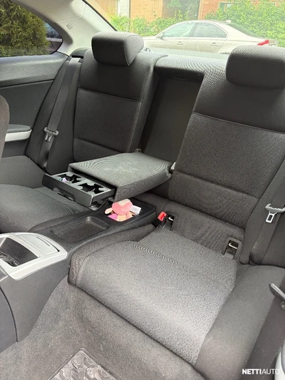 BMW 320 2008, photo 4/6
