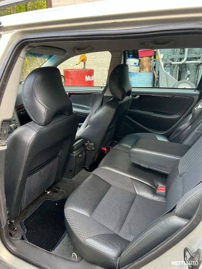 Volvo V70 2002, kuva 5/10