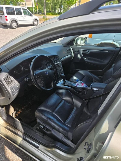 Volvo V70 Classic 2008, kuva 5/8