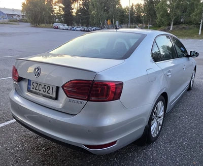 Volkswagen Jetta 2013, kuva 7/26