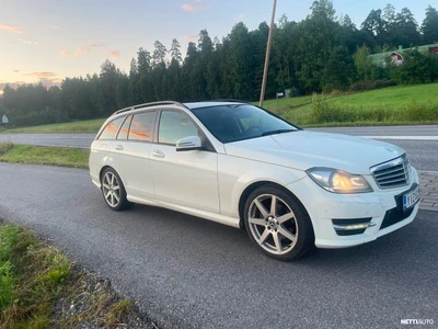 Mercedes-Benz C 2011, kuva 1/14
