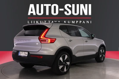 Volvo XC40 2024, photo 3/30