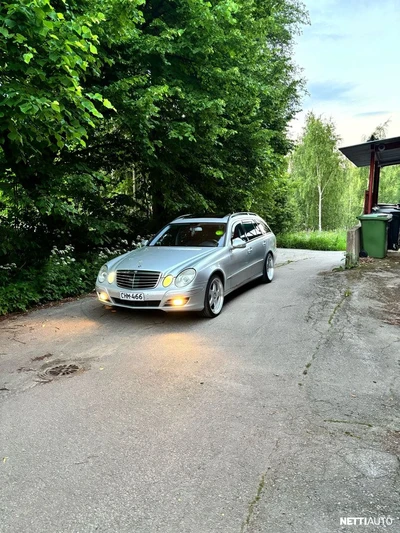 Mercedes-Benz E 2007, photo 1/9
