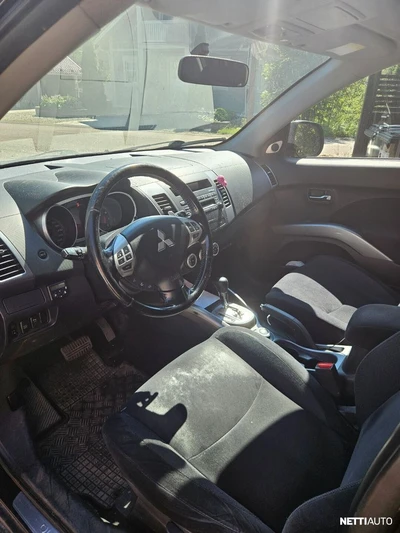 Mitsubishi Outlander 2008, kuva 5/5