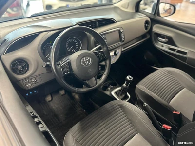 Toyota Yaris 2017, photo 7/39